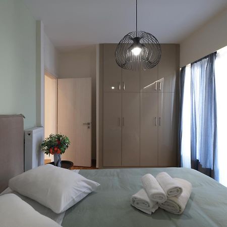 Metro Fix Apartment Atena Exterior foto