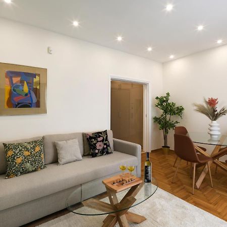 Metro Fix Apartment Atena Exterior foto