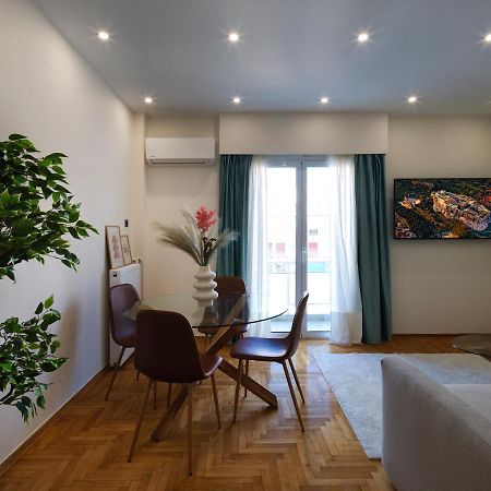 Metro Fix Apartment Atena Exterior foto