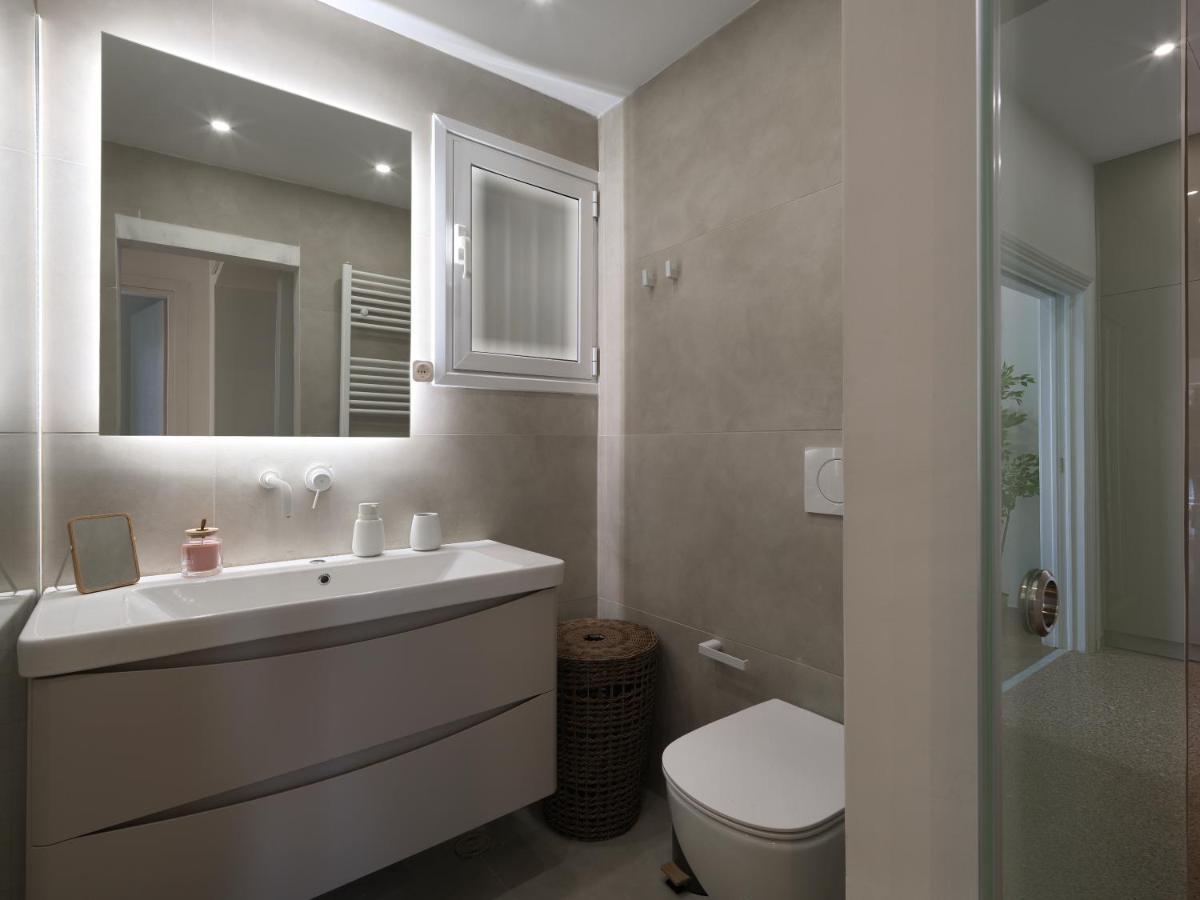 Metro Fix Apartment Atena Exterior foto
