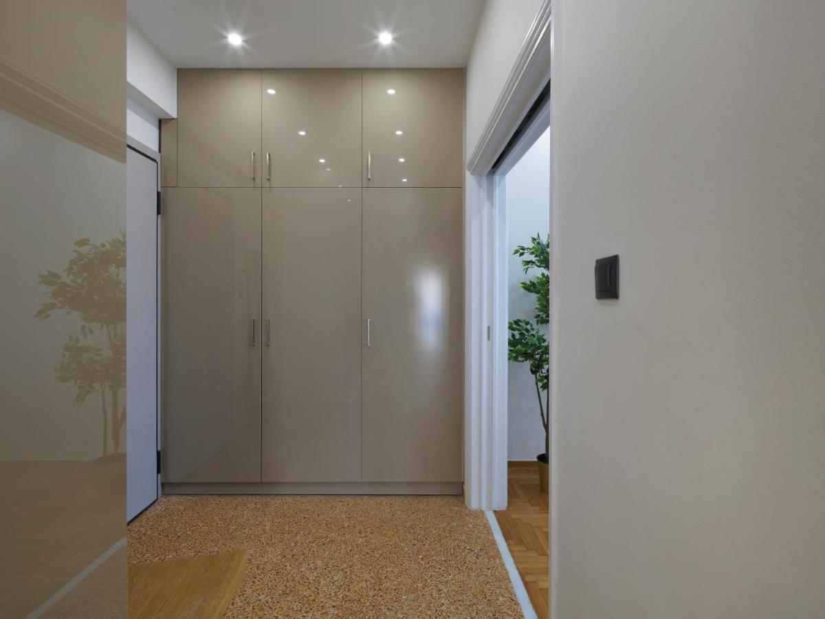 Metro Fix Apartment Atena Exterior foto